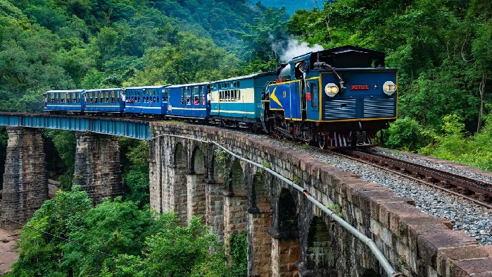 மீண்டும் தொடங்கிய ரயில் போக்குவரத்து ..!! சுற்றுலா பயணிகள் மகிழ்ச்சி..!! ???????? ???????? ????? ???????????? ..!! ???????? ??????? ?????????..!!