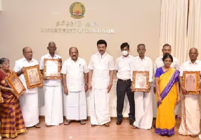 award "9 ???????? ?????? ?????? ????????? ??????"...!! ??. 1 ?????? ??????????? ???????????? ?????? ????? ???????? ???????...!!